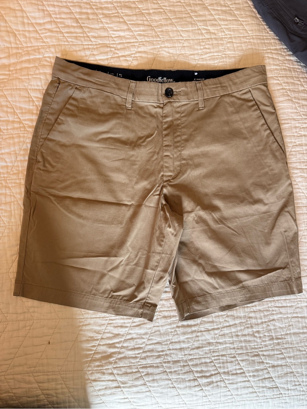 Goodfellow & Co Men's Khaki Chino Shorts